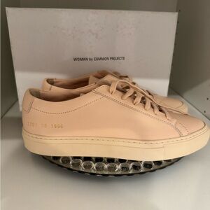 NEW - Common Projects original achilles low apricot size 38